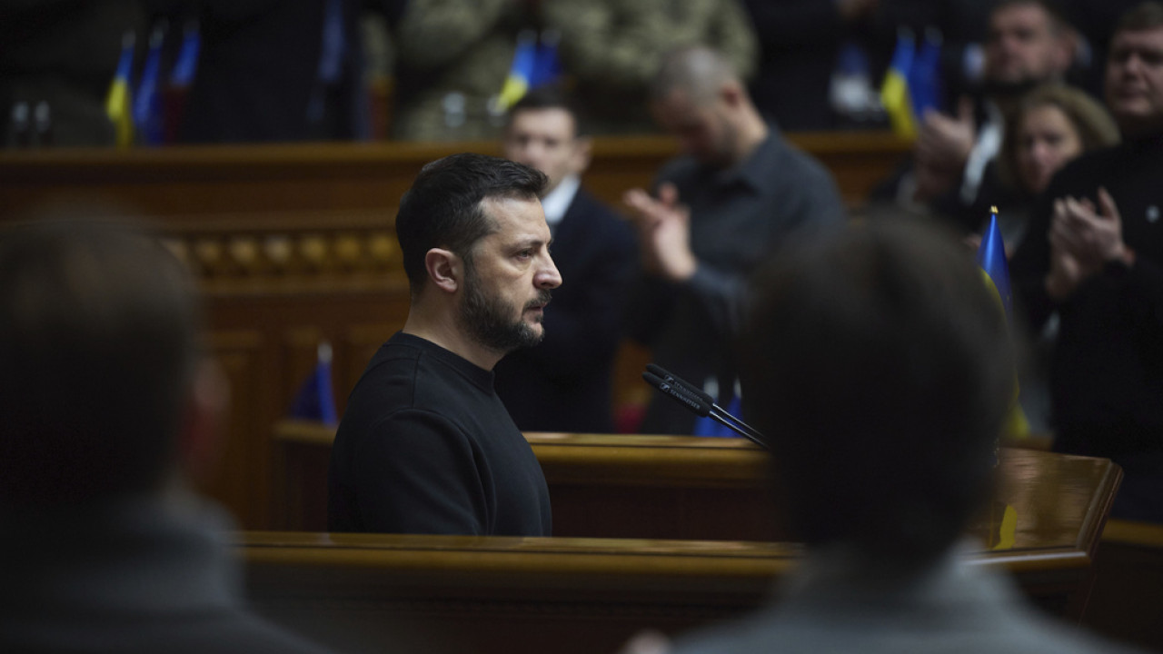 Τραμπ: Η Ουκρανία πρέπει να διεξαγάγει εκλογές
